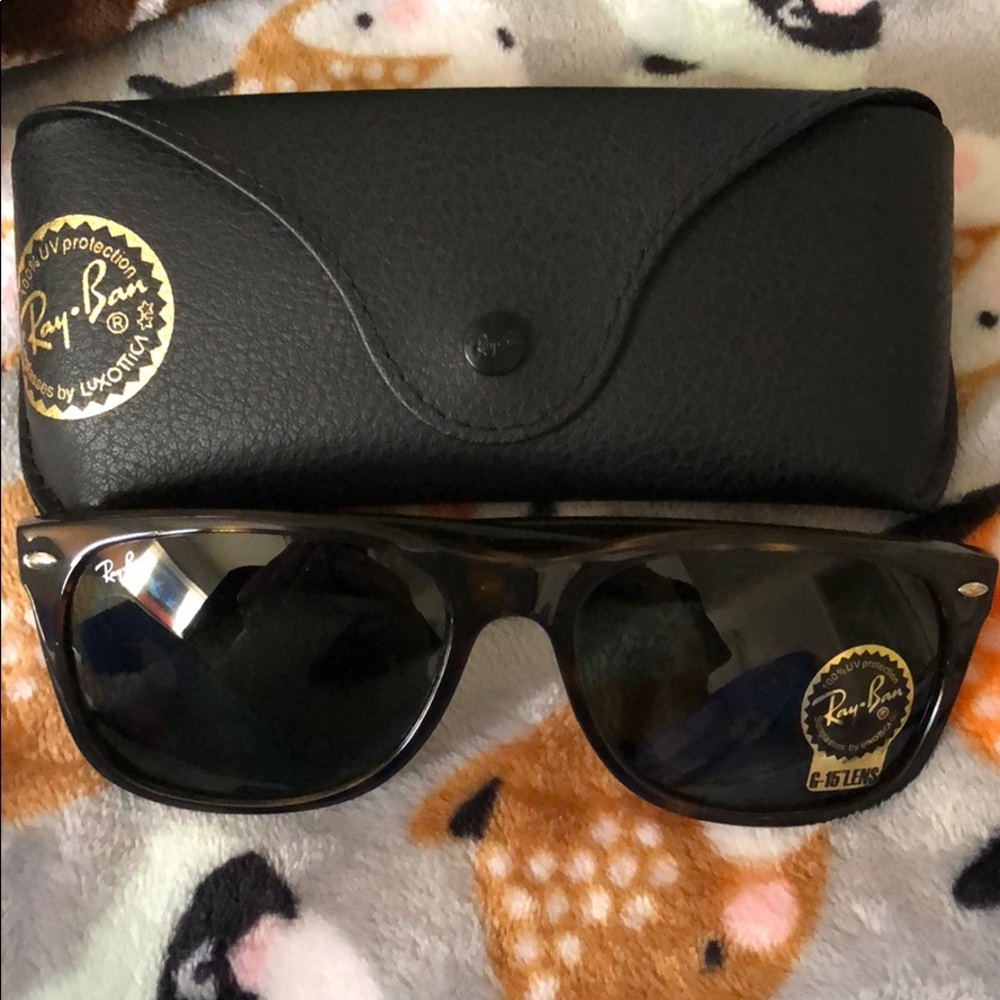 Authentic Ray-Ban New Wayfarer